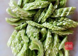 苦瓜炒蛋的做法图解5