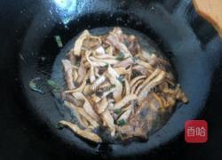 黄瓜丝炒肉的做法图解3