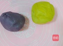 彩色面条的做法图解1