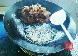 豌豆片炒腊肉的做法图解4