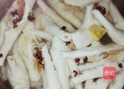 泡椒凤爪的做法图解2