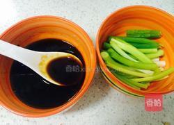葱油拌面。的做法图解2