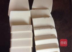茄汁豆腐的做法图解1