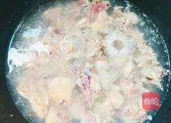 特制香菇鸡肉面的做法图解3