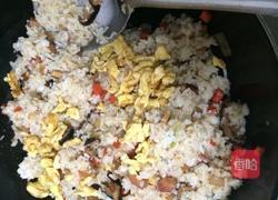 什锦炒饭的做法图解6