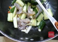 黄瓜炒虾仁的做法图解5