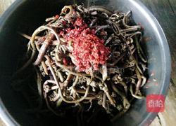凉拌蕨菜的做法图解5