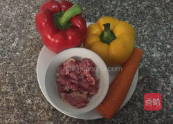 炒牛肉的做法图解1