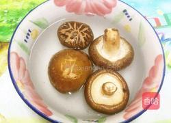 肉末香菇豆腐的做法图解2