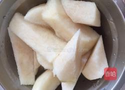 银耳雪梨汤的做法图解2
