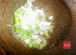 绿豆芽炒火腿的做法图解5