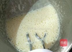 蜂蜜海绵小蛋糕的做法图解1