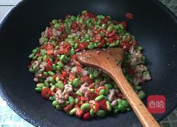 毛豆炒肉的做法图解8