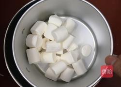 榛仁蔓越梅奥利奥牛轧糖的做法图解3