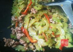 豉香肉末炒苦瓜的做法图解8