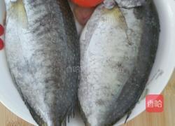 番茄鱼的做法图解1