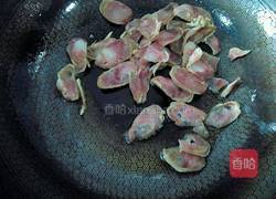 青椒炒腊肠的做法图解6