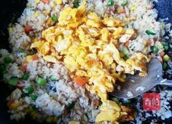 三色蛋炒饭的做法图解10