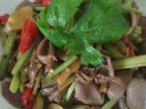 芹菜炒鸡胗