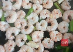 鲜虾仁炒蛋的做法图解4