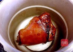 招财东坡肘子的做法图解11