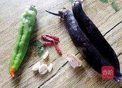 辣椒炒茄丝的做法图解1