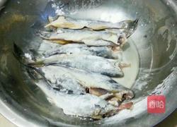 炸鱼的做法图解3