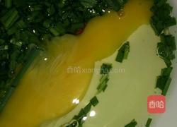 鸡蛋韭菜煎饼的做法图解2
