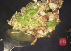 葱姜炒蟹的做法图解4