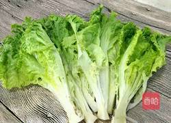 蒜茸蚝油炝生菜的做法图解1