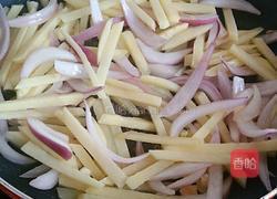 土豆洋葱炒腊肉的做法图解6