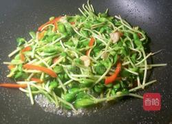 清炒豆苗的做法图解10