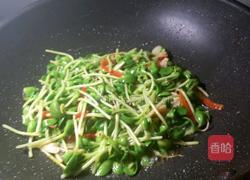 清炒豆苗的做法图解11