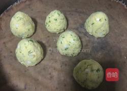 玉米面豆渣窝窝头的做法图解3