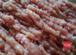 汆丸子的做法图解1