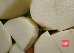 排骨土豆汤的做法图解1