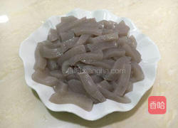 酸菜魔芋豆腐的做法图解1