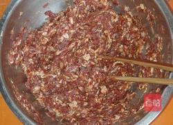 洋葱牛肉馅饼的做法图解3