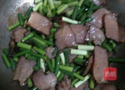 蒜苔炒腊肉的做法图解4