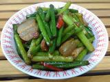 蒜苗炒肉