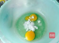 蒸鸡蛋糕的做法图解2