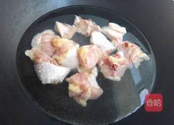 土豆炖鸡腿的做法图解3