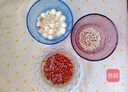 红豆莲子羹的做法图解2