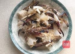 梭子蟹炒年糕的做法图解1