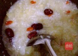 糯米银耳莲子粥的做法图解6