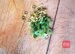 西红柿疙瘩鸡蛋汤的做法图解2