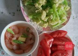 西红柿虾仁炒菜花的做法图解3