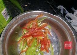 酸辣绿豆芽的做法图解1