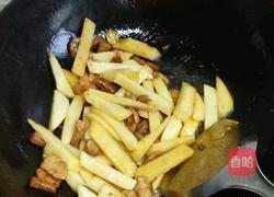 土豆豆角焖面的做法图解3