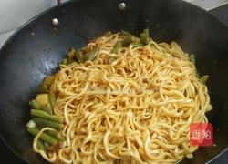 土豆豆角焖面的做法图解9